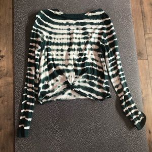 PINK Victoria’s Secret twist front tie dye shirt